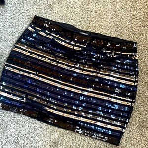 Express mini skirt